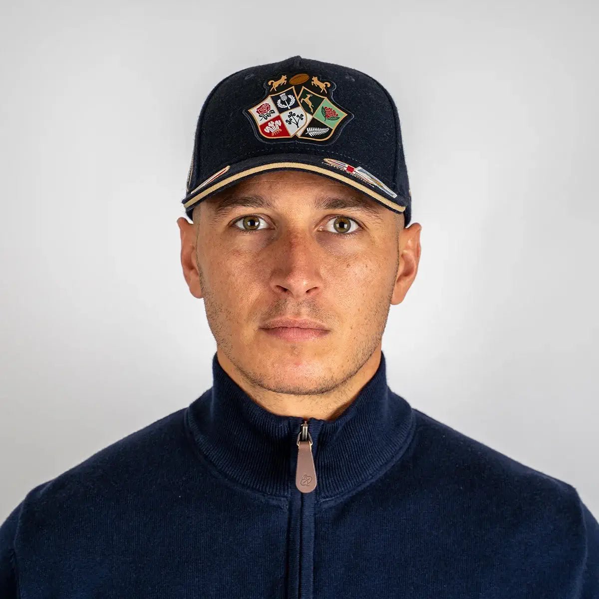 Casquette bleu marine BARBARIANS multi-nations (vue de face)