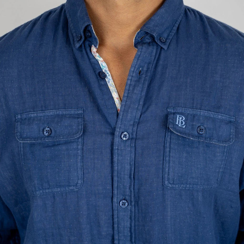 Chemise bleu indigo et sable à manches longues Blacks Legend (zoom poitrine)