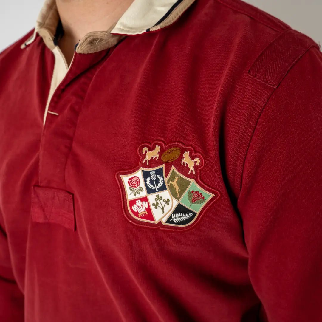 Polo homme à manches longues Barbarians rouge acajou (zoom broderie sur la poitrine)