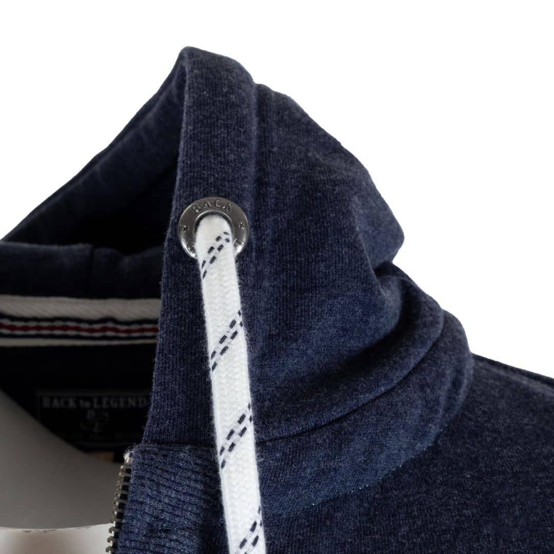 Sweat à capuche zippé bleu marine (zoom capuche)