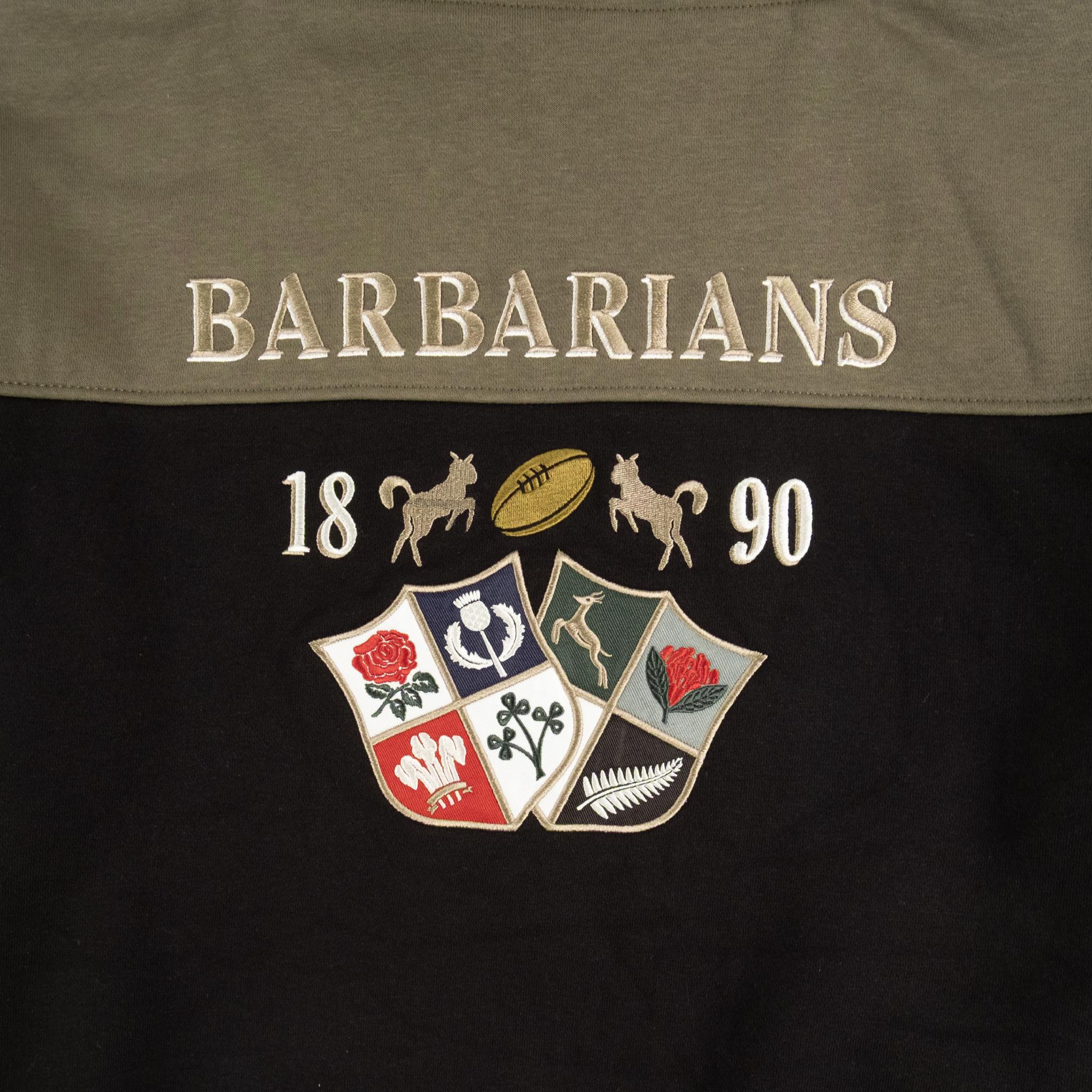 Sweat zippé à capuche Barbarians doublé polaire BACK TO LEGEND (zoom broderie dorsale)